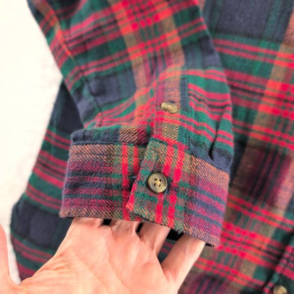 American Eagle NWT Holiday Flannel Plaid Button Down Long Sleeve Women's Small - Picture 2 of 9